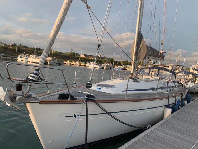 BAVARIA 44